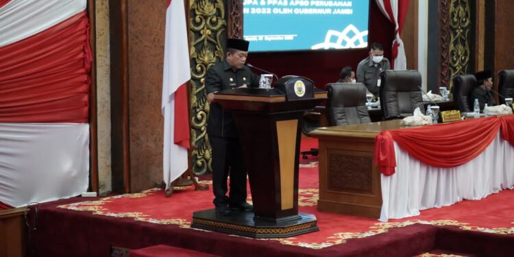 Al Haris Sampaikan Nota Pengantar KUPA DAN PPAS APBD-P 2022