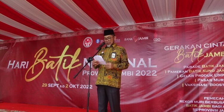 Sekda Ajak ASN dan Masyarakat Cintai Batik Jambi