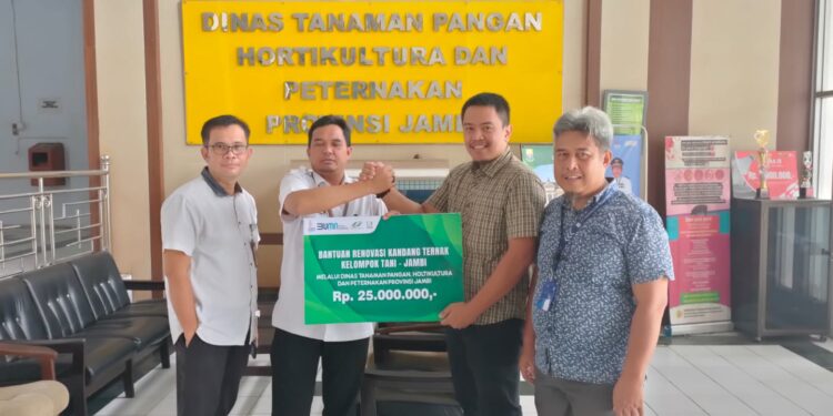Akhiri Tahun 2022, PTPN VI  Bantu 10 Kelompok Tani