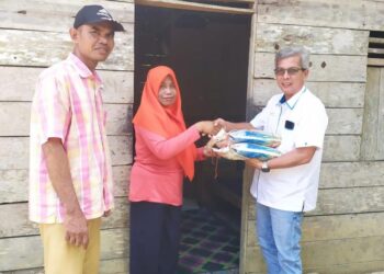 PTPN VI Berbagi Beras di 11 Kabupaten