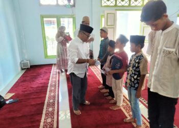 Puluhan Anak Yatim Solsel Dapat THR PTPN