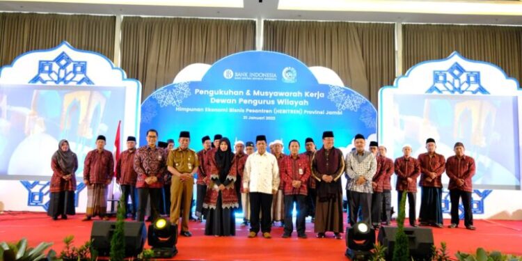 Hadiri Pengukuhan HEBITREN Provinsi Jambi, Abdullah Sani: Ponpes Lembaga Pendidikan Dakwah dan Pemberdayaan Ekonomi Santri