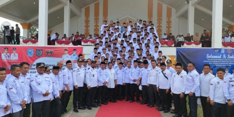 Hadiri Pelantikan APDESI Merangin, Al Haris Imbau Kades Jaga Sinergitas dengan BPD dan Perangkat Desa