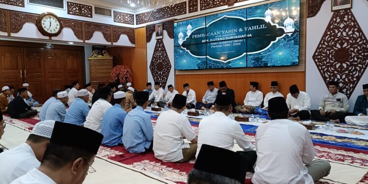 Gubernur Al Haris Gelar Yasinan dan Tahlil atas Wafatnya Uteng Suryadiatna Mantan Wakil Gubernur Jambi