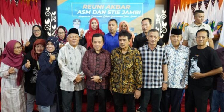 Hadiri Reuni Akbar ASM STIE Jambi, Al Haris Harap Dirikan Sekolah Pariwisata