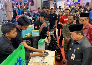 Apresiasi Job Fair SMK 1 Kota Jambi, Al Haris: Salah Satu Cara Efektif Tekan Angka Pengangguran