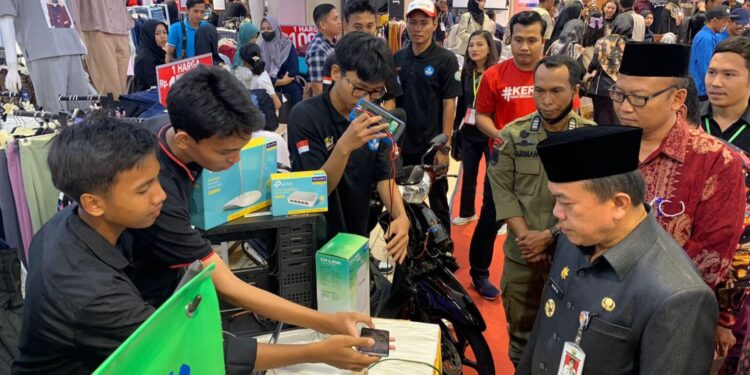 Apresiasi Job Fair SMK 1 Kota Jambi, Al Haris: Salah Satu Cara Efektif Tekan Angka Pengangguran