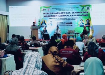 World Pharmacy Day, Gubernur Al Haris Harap Farmasi Turut Mencerdaskan Masyarakat di Bidang Obat-obatan