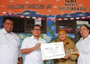 Melalui PTPN XI, Holding Perkebunan Salurkan Bantuan 100 Juta Ke Yayasan Mutiara Ibu