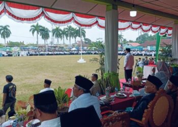 Diikuti Ribuan Santri, Al Haris Pimpin Apel Hari Santri di Rimbo Bujang Tebo