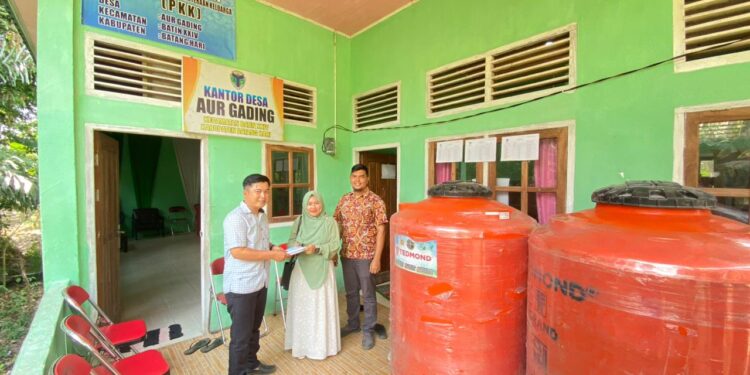 Lagi, PTPN 6 Bangun MCK Buat Warga