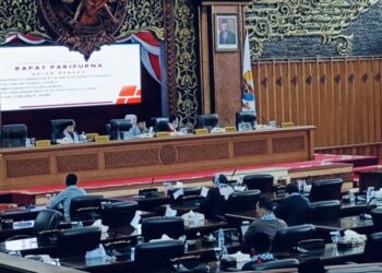Gubernur Al Haris dan DPRD Jambi Kompak Pakai Syal Dukung Palestina. Gelar Doa Bersama