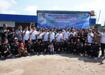 Gubernur Al Haris Lepas 50 Atlet Dayung Jambi Ikuti Kualifikasi PON di Karawang