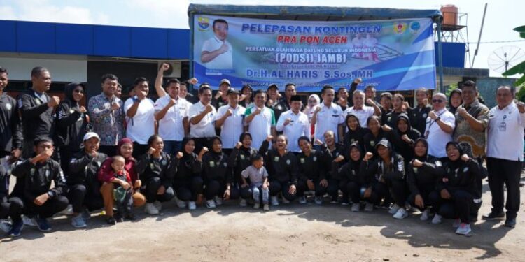Gubernur Al Haris Lepas 50 Atlet Dayung Jambi Ikuti Kualifikasi PON di Karawang
