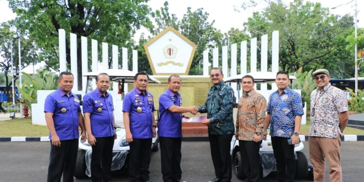 PTPN III (Persero) Hibahkan Dua Unit Golf Car untuk Fasilitas Pendukung di Area Kantor Lemhannas