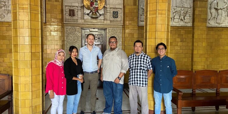CFO HVA NETHERLAND KUNJUNGI GEDUNG PTPN I REGIONAL 4