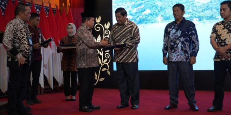 Jambi Investment Award 2023. Al Haris Apresiasi pada Pelaku Usaha Jambi