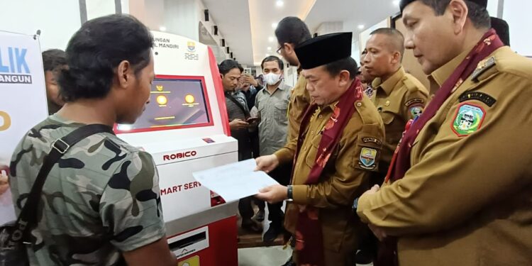 Sarolangun Miliki Mal Pelayanan Publik dan ATM Kependudukan. Dilaunching Gubernur Al Haris