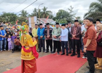 Gubernur Al Haris Resmikan Masjid Baiturrahim Rantau Keloyang Bungo