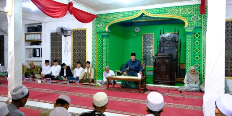 Tausiah Isra’ Mi’raj di Teratai Batanghari, Abdullah Sani Ingatkan Istiqomah Beribadah