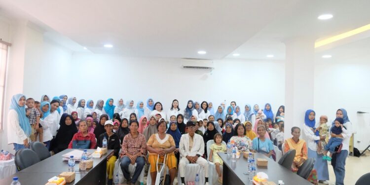 Kegiatan Bakti Sosial Ikatan Keluarga Besar Istri (IKBI) PT Kawasan Industri Nusantara