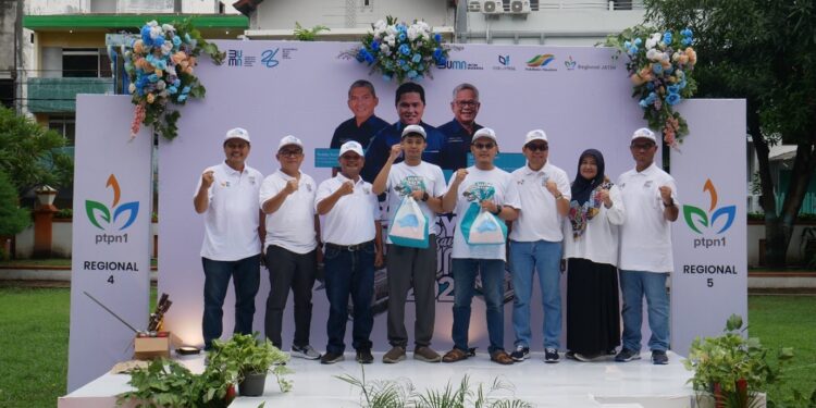 Dukung Program Mudik Asyik Bersama BUMN, PTPN I Regional Jatim Berangkatkan Ratusan Pemudik