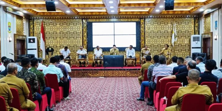 Insiden Tongkang Batubara Tabrak Jembatan, Gubernur Al Haris: Perusahaan Harus Tangung Jawab