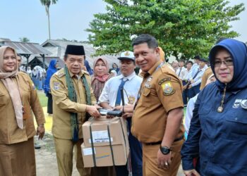 3 Tahun Memimpin Jambi, Haris-Sani Telah Bantu 15.368 Siswa Tidak Mampu