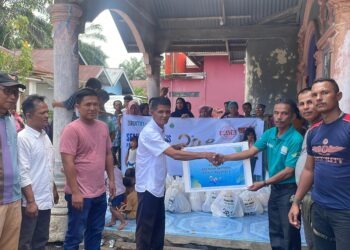 Bantu Kendalikan Inflasi, PTPN IV PalmCo Salurkan Ribuan Paket Sembako Gratis di Lima Regional