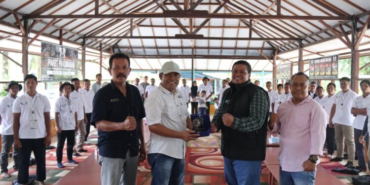 Didukung oleh BPDP KS dan Direktorat Jenderal Perkebunan, PT RPN Laksanakan Pelatihan Teknis Budidaya Kelapa Sawit Kepada Pekebun Kelapa Sawit Kabupaten Lamandau