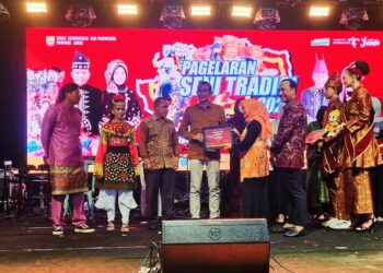 Teh Kayu Aro Ramaikan Pagelaran Seni Tradisi