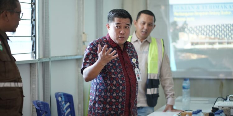 Bergerak Cepat, Kadis PU Cek Progres Pembangunan Stadion