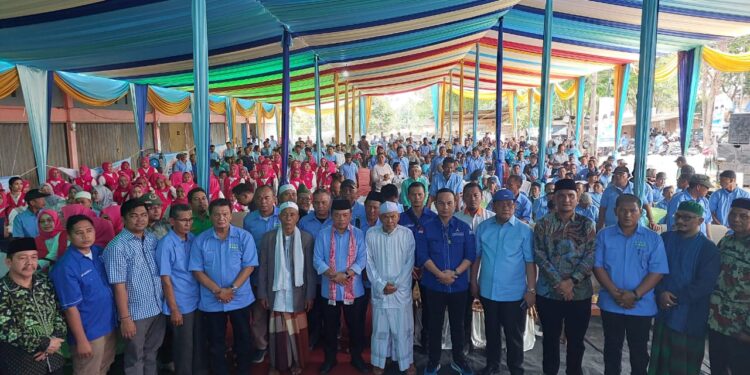 Sarolangun Kabupaten Pertama Pelantikan Tim Pemenangan Haris-Sani, Turut Dihadiri Cabup dan Cawabup