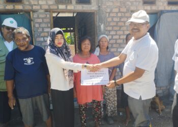 Tiga KK Korban Kebakaran Dibantu PTPN IV Regional 4