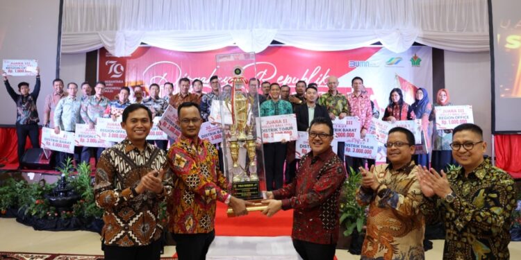 Malam Puncak HUT RI, Ajang Apresiasi “Pahlawan Produksi” Karyawan PTPN IV Regional III