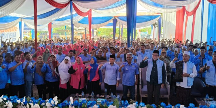 Dikomandoi Syahlan, Al Haris Lantik Tim Pemenangan Haris-Sani Kabupaten Tebo