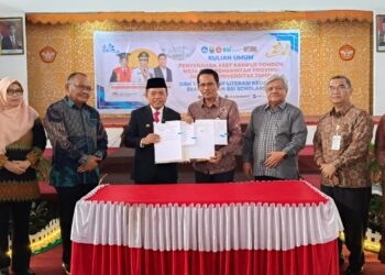 Al Haris Gubernur Jambi Resmi Serahkan Aset Kampus Pondok Meja ke Unja