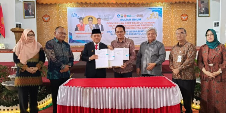 Al Haris Gubernur Jambi Resmi Serahkan Aset Kampus Pondok Meja ke Unja