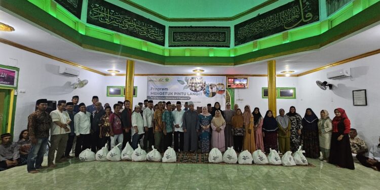 Program Mengetuk Pintu Langit,  PTPN IV Regional V Serahkan Bantuan di 44 Desa 3 Provinsi Kalimantan