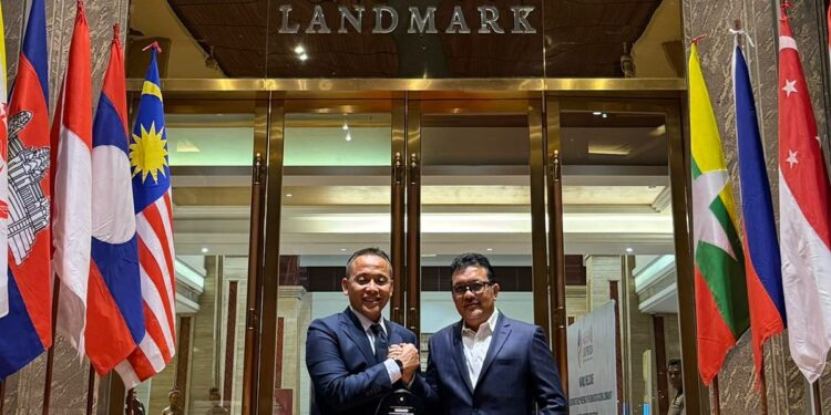 Konsisten Perkuat Pemanfaatan EBT, PalmCo Raih ASEAN Energy Awards 2024