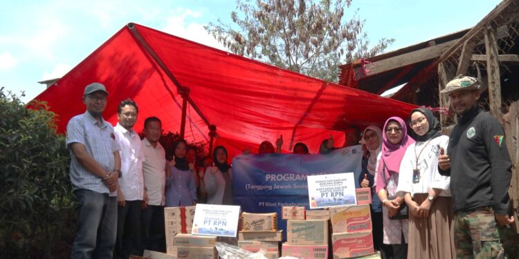 PT RPN Salurkan Bantuan kepada Korban Gempa Bumi Jawa Barat