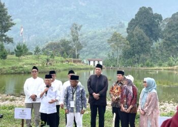 Dorong Ekosistem Kopi Pakuan, Wapres Tanam Pohon Kopi Robusta milik PT RPN-PPKKI secara Simbolis di Bukit Al-Amin