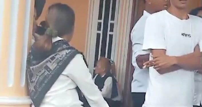 Cagub Jambi RH Diamuk Warga Bungo, Pengamat : Belum Apa-apa Sudah Ingkar Janji 