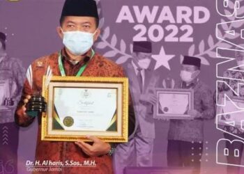 Dinobatkan Sebagai Gubernur Pendukung Gerakan Zakat Indonesia, Al Haris Pernah Terima Penghargaan Baznas Award