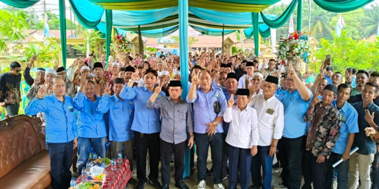 Tokoh Masyarakat Sekernan Muaro Jambi Nyatakan Sikap Siap Menangkan Haris-Sani 