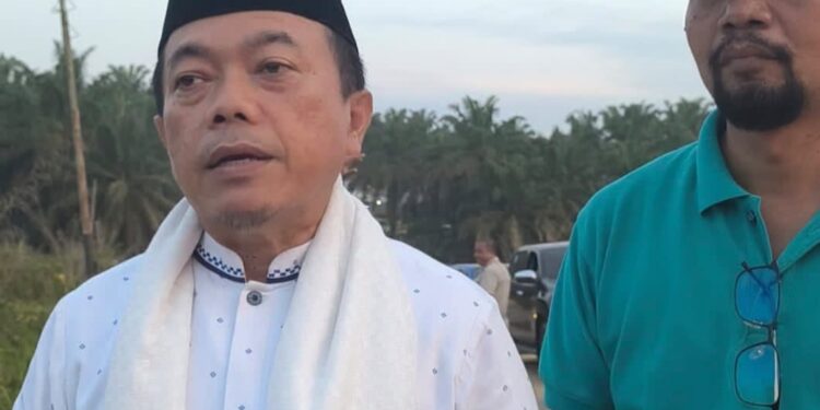 Al Haris Akan Tangani Jalan Pinang Tinggi – Unit 15 Sungai Bahar