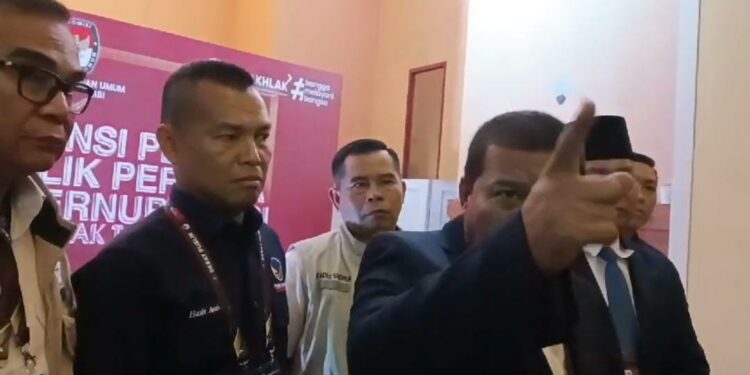 Cagub RH Dilaporkan Wartawan ke Polda Jambi
