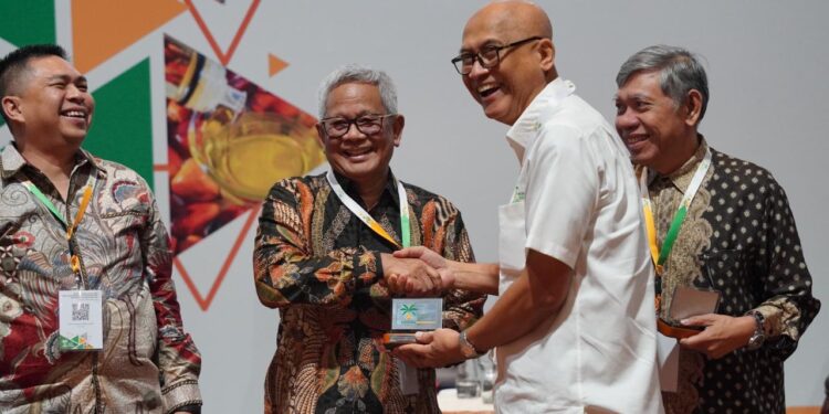 Kolaborasi Perkebunan Nusantara-Rumah Sawit Indonesia Wujudkan Astacita