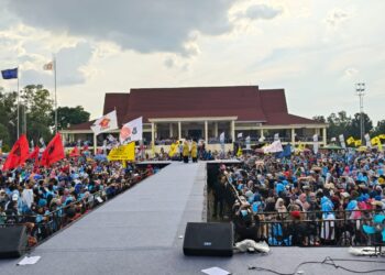 Di Hadapan Puluhan Ribu Massa Kampanye Akbar Haris-Sani, Eddy Soeparno: Haris-Sani Lanjutkan 