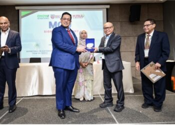 Penandatanganan MoU antara PT RPN dengan Universiti Putra Malaysia, pada Seminar : One Health One World (OHOW) 2024